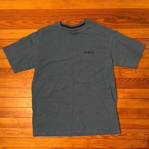 Patagonia Men's Blue T-Shirt